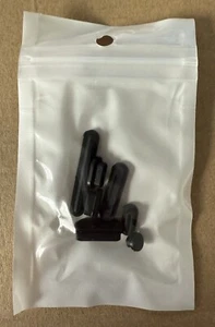 Port Covers for Apple MacBook 14 / Apple MacBook 16 - Rubber / Black - BRAND NEW - Photo 1/4