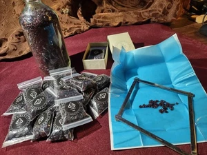 * ~ 'Natures Black Cherry Diamonds 🍒 ~ Natural Earth Mined Loose Granat 0,5 lb * - Bild 1 von 15