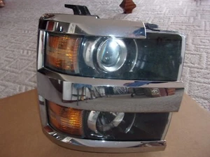 2016 2017 2018 CHEVY SILVERADO 2500 3500 RIGHT HEADLIGHT 23341234 OEM - Picture 1 of 5