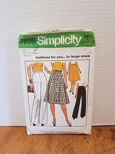 Vintage Simplicity Damen Schnittmuster #7899 Gr. G 40-46 Rock & Hose ungeschnitten - Bild 1 von 2