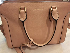 Alexander McQueen - Picture 1 of 11