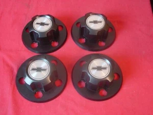 NOS 1985-1995 Chevy S10 Pickup Astro Van Wheel Center Cap 15594372 Real GM - Picture 1 of 8