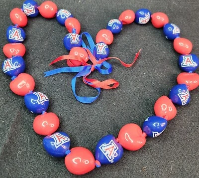 Los Angeles ANGELS  BASEBALL Macadamia Nut Painted Necklace ! RARE NWOT - Image 1 of 4