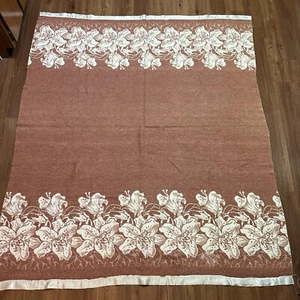 Vintage Pink Heavy Woolen Blanket Satin Trim 100% Wool Floral Flower - Picture 1 of 8