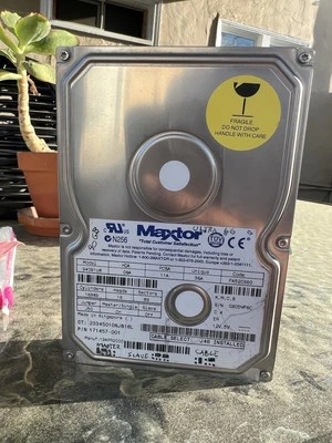 Vintage Maxtor - 40GB IDE - 3.5 IDE Desktop HDD - Model # 94098U8 - Image 1 of 3