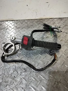 SUZUKI GSXR 600 750 2004-2005 CLIP DERECHO CON MONTAJE DE ACELERADOR E INTERRUPTORES - Imagen 1 de 13