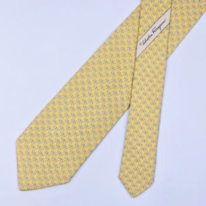 Corbata de seda Salvatore Ferragamo cocodrilo en amarillo - Imagen 1 de 6