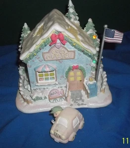 2001 Precious Moments Hawthorne Village Holly Days Greetings Post Office, Echtheitszertifikat - Bild 1 von 7