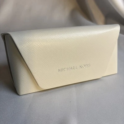Estuche rígido Michael Kors auténtico para gafas/gafas de sol en blanco Foto 1 de 4