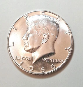 1966 P Kennedy Half Dollar 40% SILBER *SMS* *GRATIS VERSAND* - Bild 1 von 3