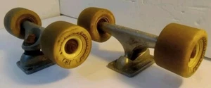 Gullwing Mission 1 Skateboard Trucks (1) Paar mit Rädern, Kugellagern & Abstandshaltern - Bild 1 von 11
