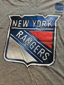 New York Yankees NHL Stadium Series New York Rangers Women’s Tshirt Size Large  - Picture 1 of 9