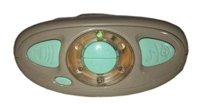 Kids II Bright Stars 2011 clip de riel de cuna musical para bebé sonidos relajantes  Foto 1 de 4