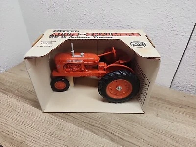 Antiguo tractor Ertl 1/16 AC Allis-Chalmers WD45 de metal fundido a presión juguete agrícola de colección Foto 1 de 4