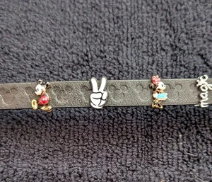 Pulsera de cuero negra Disney "If You Can Dream It You Can Do". 9". Mickey Minni - Imagen 1 de 15