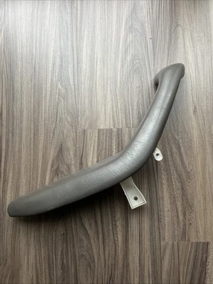 Toyota Tundra Sequoia 2001-2007 panel de puerta del conductor delantero izquierdo reposabrazos gris Foto 1 de 4