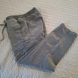 James Perse weich fallende Hose Gr. 2 Carbon Pigment grau stückgefärbt Twill $ 225 - Bild 1 von 16