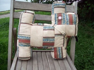Large size Handmade Patchwork Dog Cushion Light and Dark Brown Ref No D9. - Picture 1 of 4