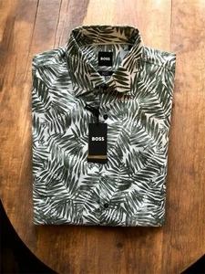 Camicia elegante Hugo Boss uomo Hank Kent slim fit stampa foglia cotone elasticizzato S - Foto 1 di 10
