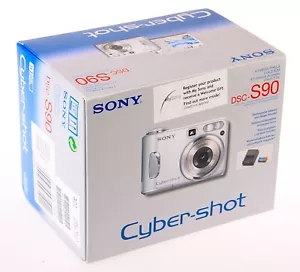 SONY DSC-S90 Cyber-shot Camera 4.1mp ZEISS Lens NOS NEW Boxed- MINT- RARE - Picture 1 of 7