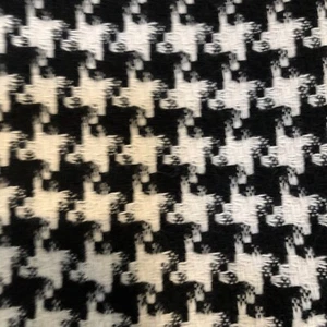 JG Hook Pencil Skirt Size 8 Houndstooth Black White Wool Blend Lined Back Slit - Picture 1 of 10