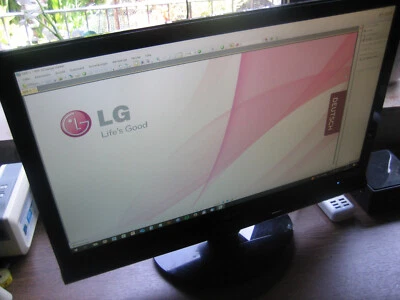 LG Flatron W2363D, 3D Monitor, 120Hz, 2x HDMI, DVI - Bild 1 von 4