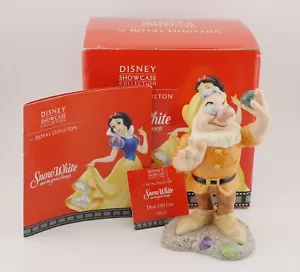 Royal Doulton Disney Showcase Snow White & The Seven Dwarfs Dear Old Doc SW25 - Picture 1 of 4