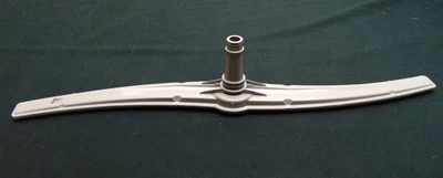 Brazo pulverizador Bosch lavavajillas SHP65CM5N/27 (inferior) 00744883 Foto 1 de 4