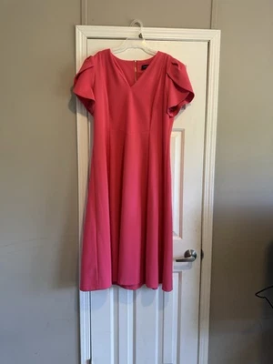 Nuevo con etiquetas Vestido Andrew Marc Tulip Manga Corta Calce y Acampanado Midi Rosa Rosebud Talla 16 Foto 1 de 4