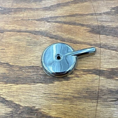 1969 1970 1971 NOS FORD COUNTRY SQUIRE RANCH WAGON SPARE WHEEL COVER HANDLE NEW - Image 1 of 3