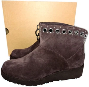 $179 UGG Australia RILEY Suede Ankle Boots Grommets Fur Lined Wedge Booties 9 - Picture 1 of 5