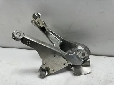 Soporte de montaje del motor del lado derecho del pasajero BMW F80 F82 F83 M3 M4 2015-2020 OEM Foto 1 de 4