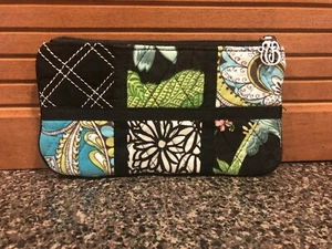 Fabulous Vera Bradley Patchwork Zip Case- 7 Inches x 4 Inches - Bild 1 von 3