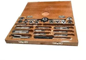 Set rubinetti e matrici British Association da 0 a 10 BA II forniti in scatola di legno - Foto 1 di 5