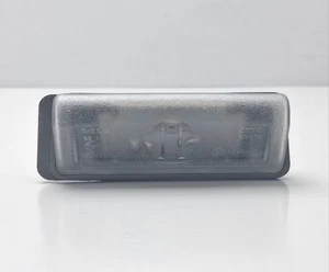2004-2009 Toyota Prius Front Left Indicator Lens A045053 - Picture 1 of 7