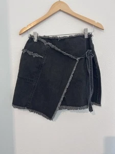 UO BDG Urban Outfitters ausgefranster Wickel Minirock Medium Denim Jeansrock - Bild 1 von 6