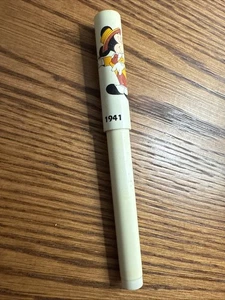 Vintage Disneyland Mickey Mouse 1941 Disney Parks Souvenir Pen - Picture 1 of 7