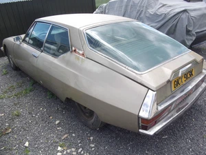Rare Citroen SM for restoration. Maserati engine. Runs, moves, suspension works - Picture 1 of 12