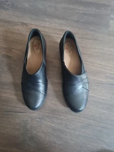 Ladies Black Clarks Shoes Size 41 - Picture 1 of 5