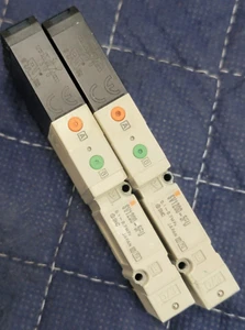 Set of 2 SMC SV1200-5FU Solenoid Valve 5-Port 2-Position 24VDC - Picture 1 of 7