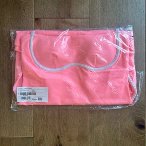 Alo Yoga Airbrush Streamlined Dress Neon Bubblegum PINK Gr. Small S SOLD OUT - Bild 1 von 6