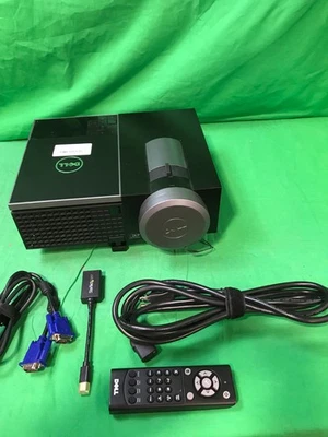 DELL 4220 PROJECTOR W/REMOTE/AC/ USB 264 LAMP HRS. PLUS CASE - Image 1 of 4