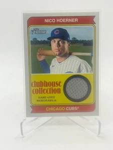 Camiseta de los Chicago Cubs 2023 Topps Heritage Nico Hoerner Clubhouse Collection - Imagen 1 de 1