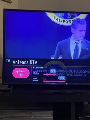 LG 43 inch smart tv 43LJ550M - Image 1 of 4