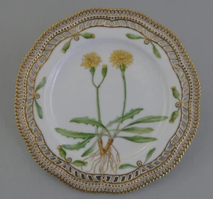 Flora Danica Durchbruch Teller ø22,5cm Royal Copenhagen Leontodon vor 1934 - Bild 1 von 6