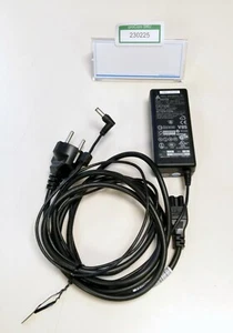 Netzteil / Ladegerät / Delta Electronics / ADP-60DH / 19V / 3,16A - Bild 1 von 3