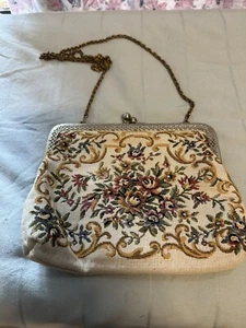 Vintage floral tapestry purse - Picture 1 of 5