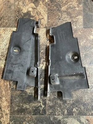 Radiador Camaro Firebird 1987-92 cubierta lateral de plástico deflector de aire protector de conducto GM  Foto 1 de 4