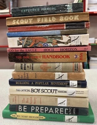 Lote de 14 Escoteiros BSA Vintage Livros Manual de Campo Cubo Águia Lobo Urso - Imagem 1 de 4