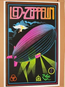 LED ZEPPELIN - VINTAGE BLACKLIGHT 1981 ZOSO 943 FELT POSTER - Foto 1 di 1